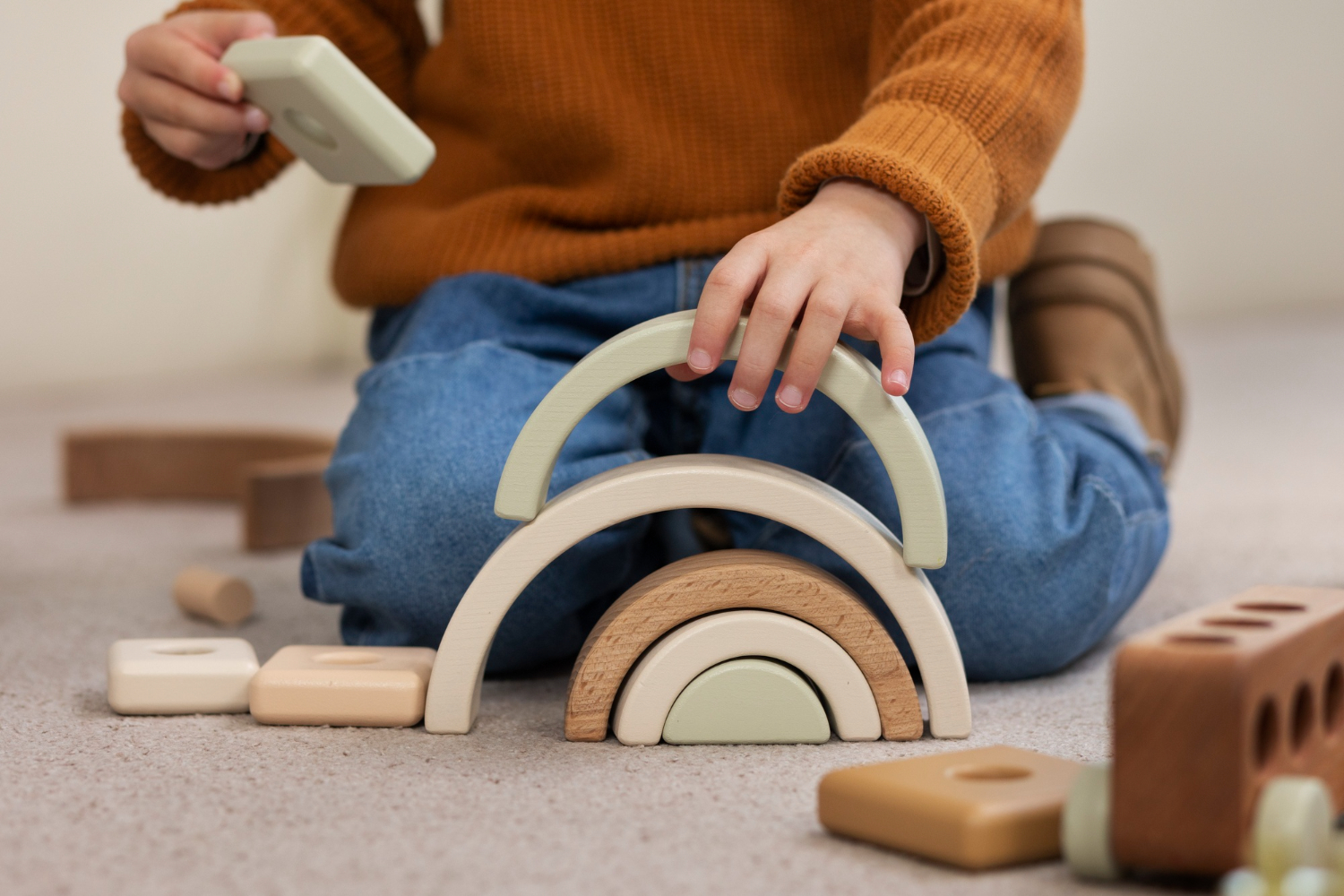 Zabawki sensoryczne i manipulacyjne dla niemowląt