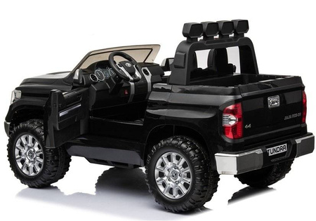 Czarna Toyota Tundra samochód elektryczny auto na akumulator dla dzieci 2 silniki dźwięk światła LED