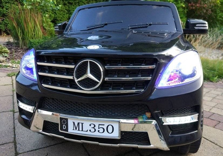 Czarny samochód na akumulator Mercedes ML350 elektryczny Auto dla dzieci światła LED 2 silniki