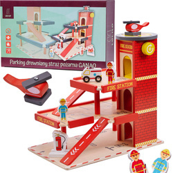 Drewniana Straż Pożarna - piętrowy parking LULILO