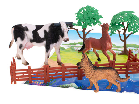 Zestaw figurek - Zwierzęta domowe 7szt +mata +akcesoria