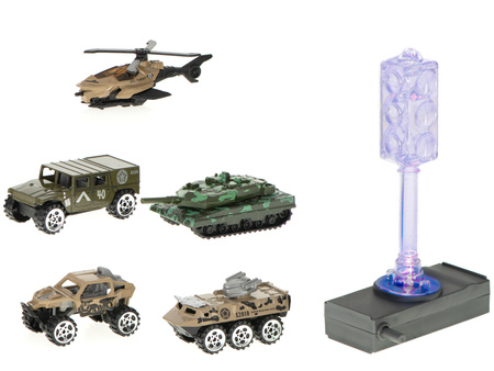 Duży zestaw Parking Garaż wojskowy z samochodami dla dzieci Czołg Helikopter 4 pojazdy