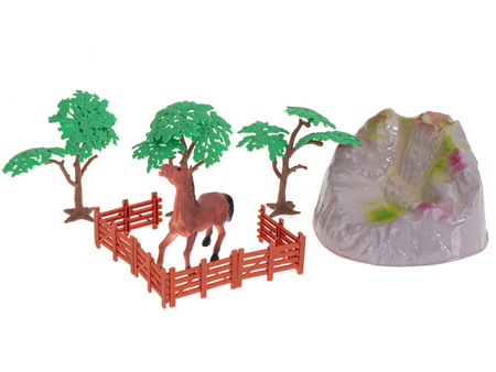 Zestaw figurek - Zwierzęta domowe 7szt +mata +akcesoria