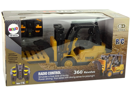 Żółty wózek widłowy zdalnie sterowany na pilota dla dzieci