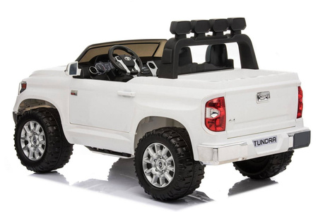 Biały duży samochód na akumulator auto pojazd elektryczny dla dzieci światła LED dźwięki Toyota Tundra