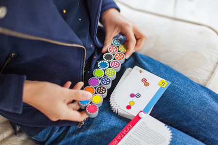 Gra logiczna dla dzieci Łamigłówka Coggy Układanka Fat Brain Toys FA116-1