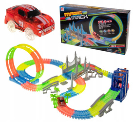 Tor samochodowy dla dzieci świecący w ciemności Magic Track Luminous z samochodem 234 elementy