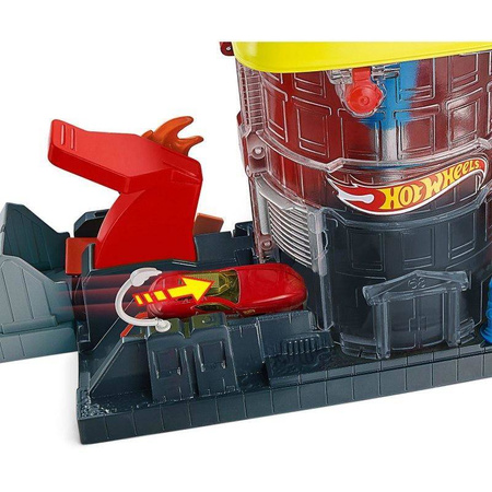 Hot Wheels Tor City - Remiza strażacka + samochodzik